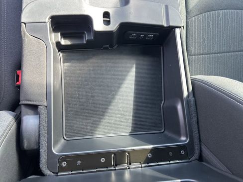 Used 2022 RAM 1500 Classic Warlock w/ Technology Package I image 21