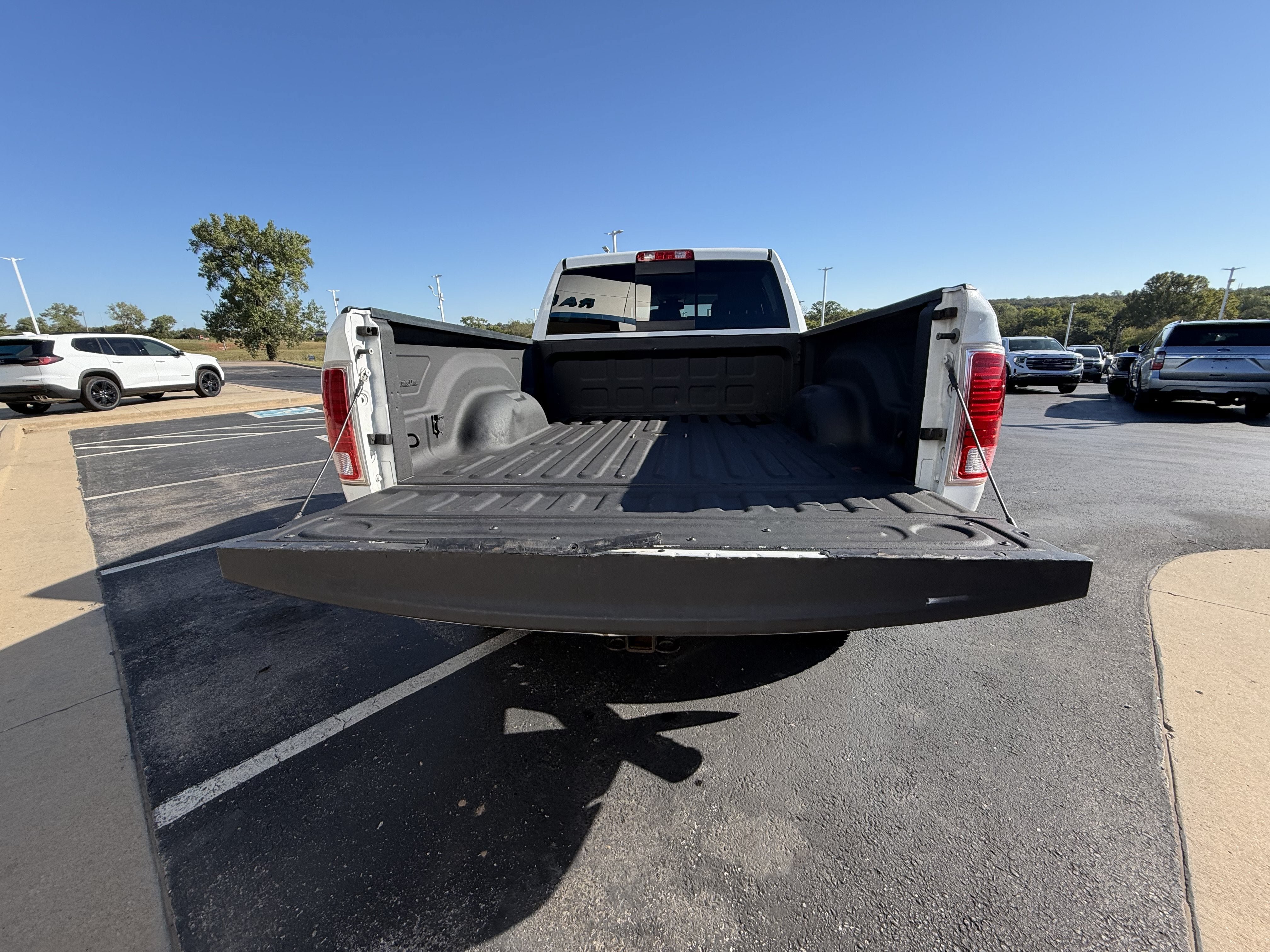 Used 2018 RAM 2500 Laramie AWD/4WD image 8