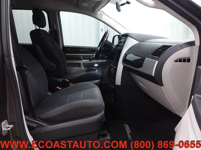 Used 2010 Dodge Grand Caravan SXT FWD image 14
