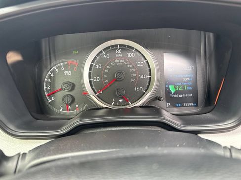 Used 2021 Toyota Corolla SE w/ SE Premium Package FWD image 13