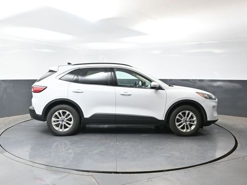 Used 2020 Ford Escape SE AWD/4WD image 4
