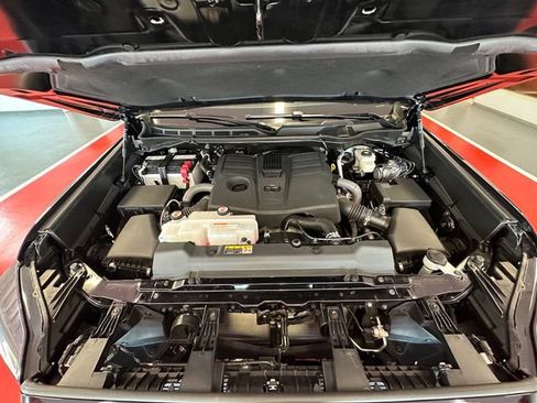 Certified 2026 Toyota Tundra SR5 w/ SR5 Premium Package AWD/4WD image 26