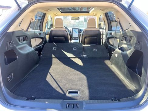 Used 2023 Ford Edge SEL image 30