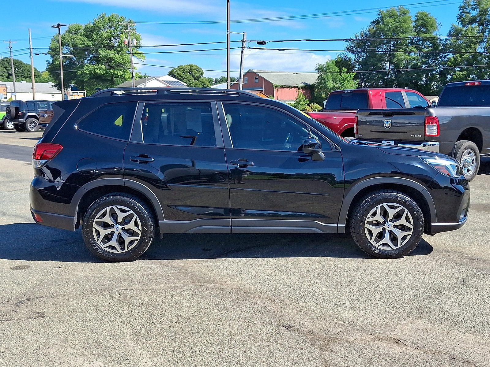 Used 2021 Subaru Forester Premium AWD/4WD image 8