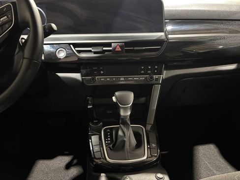 Used 2024 Kia Seltos S image 11