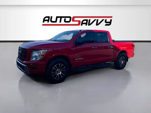 Used 2021 Nissan Titan SV w/ SV Convenience Package AWD/4WD image 3