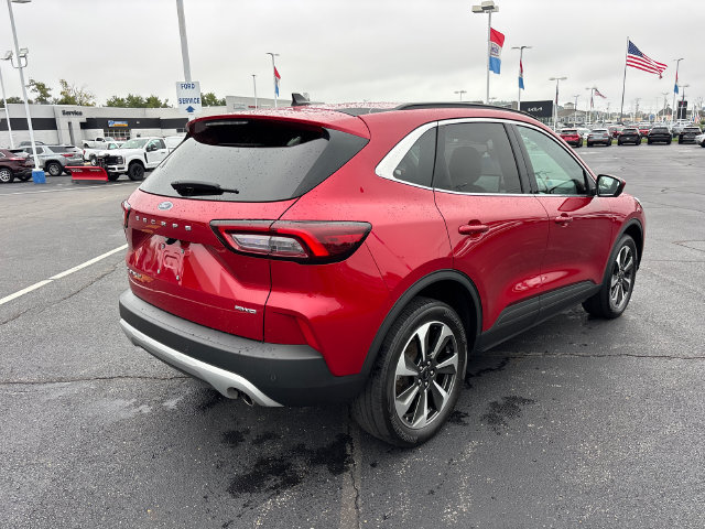 Certified 2023 Ford Escape Platinum AWD/4WD image 7