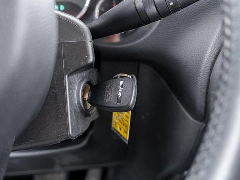 Used 2018 Jeep Wrangler Unlimited Sport S AWD/4WD image 22