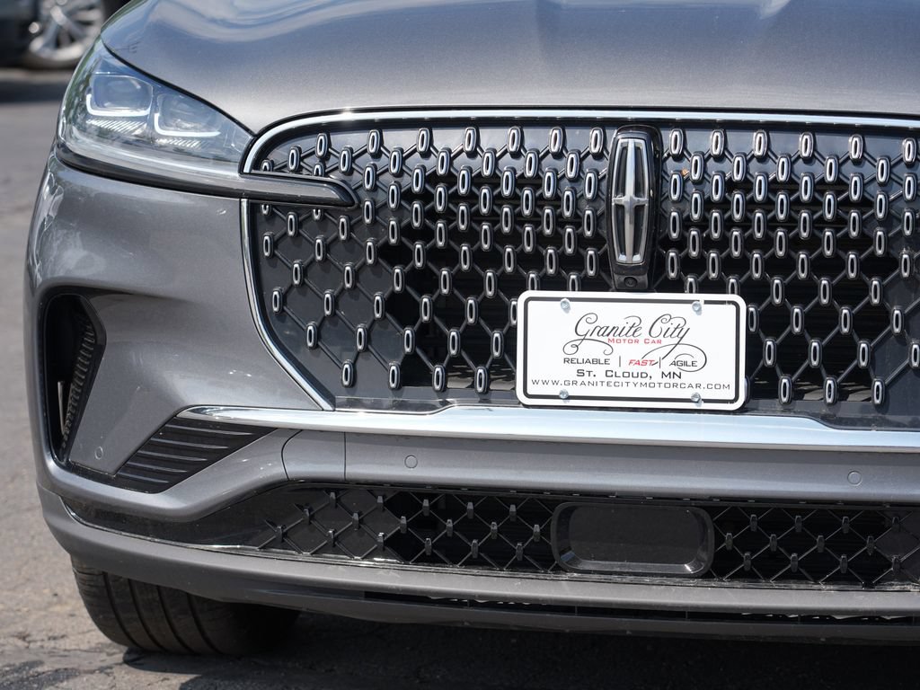 Used 2025 Lincoln Aviator Reserve w/ Illumination Package AWD/4WD image 9