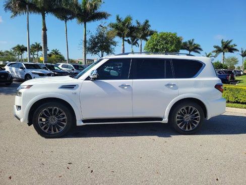 Certified 2022 Nissan Armada Platinum w/ Captain's Chairs Package image 8