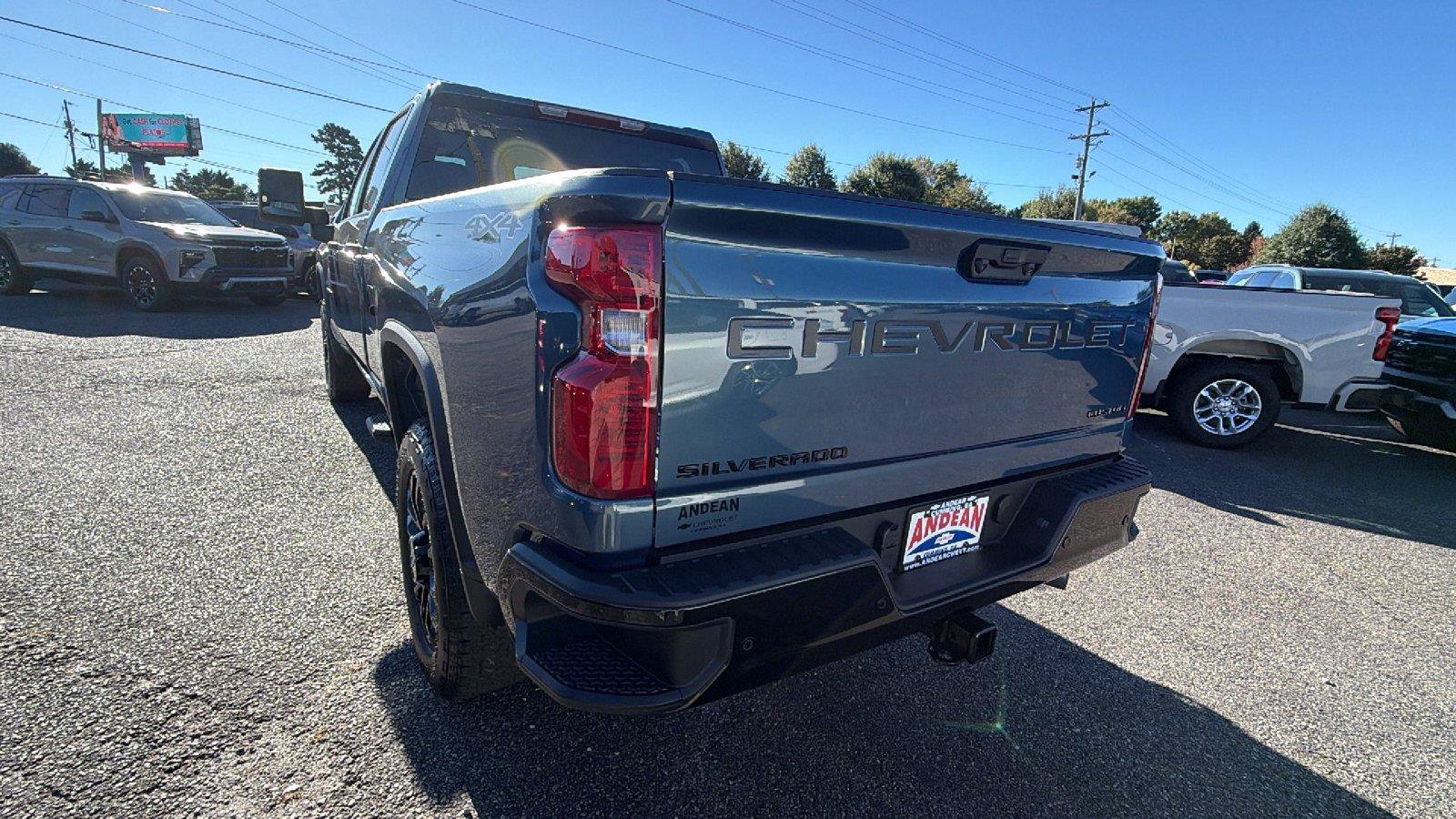 New 2026 Chevrolet Silverado 2500 Custom w/ Custom Value Package AWD/4WD image 10