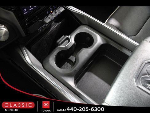 Used 2025 RAM 1500 Laramie image 16