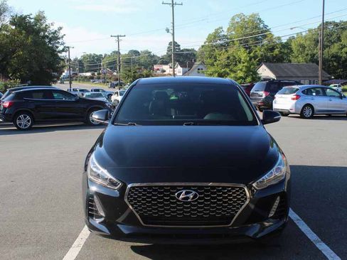 Used 2018 Hyundai Elantra GT Sport FWD image 1