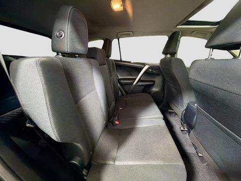 Used 2018 Toyota RAV4 XLE w/ Plus Extra Value Package AWD/4WD image 27