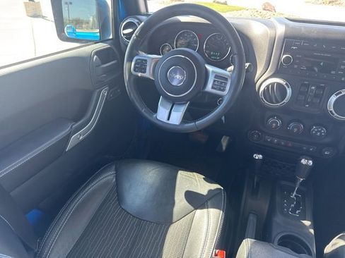Used 2015 Jeep Wrangler Unlimited Sport image 15