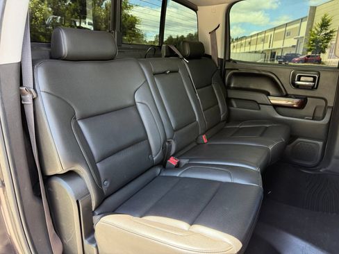 Used 2015 GMC Sierra 1500 SLT w/ SLT Crew Cab Value Package AWD/4WD image 40