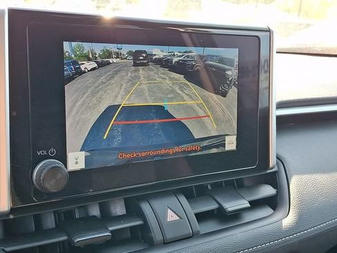 Used 2024 Toyota RAV4 XLE FWD image 18