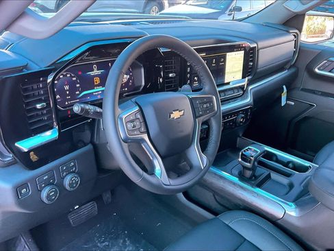 New 2026 Chevrolet Silverado 1500 LTZ w/ LTZ Premium Package image 8