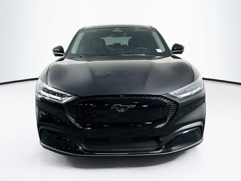 Used 2023 Ford Mustang Mach-E Select RWD image 2