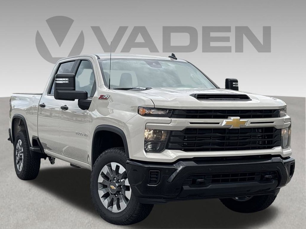 New 2026 Chevrolet Silverado 2500 Custom w/ Custom Value Package AWD/4WD image 3