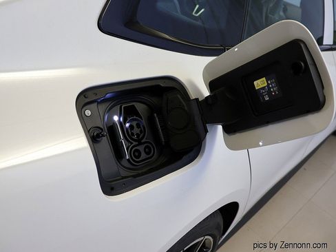 New 2026 BMW i4 xDrive40i w/ M Sport Package image 10