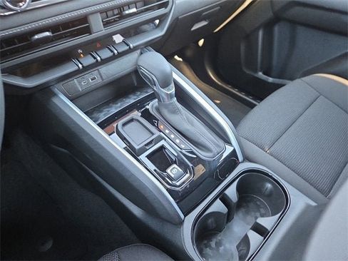 New 2025 Chevrolet Colorado LT image 25