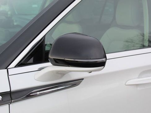 New 2026 Lincoln Aviator AWD image 11