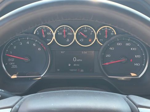Used 2021 Chevrolet Suburban Z71 w/ Luxury Package AWD/4WD image 24
