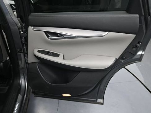 Used 2023 INFINITI QX50 Luxe w/ Accent Package FWD image 32