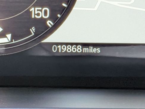 Used 2024 Land Rover Defender 110 S AWD/4WD image 21