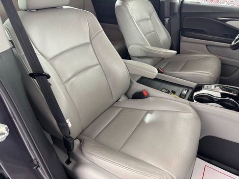 Used 2021 Honda Pilot Touring image 37