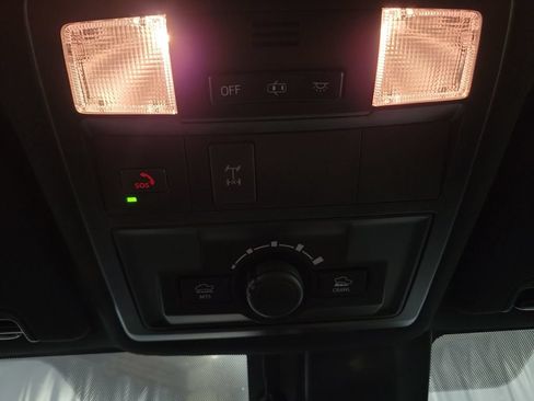 Used 2023 Toyota Tacoma TRD Off-Road AWD/4WD image 24