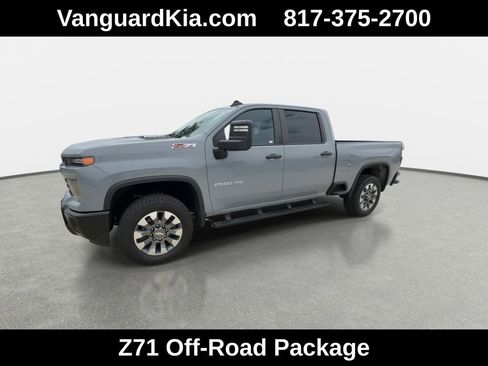 Used 2024 Chevrolet Silverado 2500 Custom w/ Custom Convenience Package AWD/4WD image 4