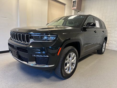 Used 2023 Jeep Grand Cherokee L Limited AWD/4WD image 41
