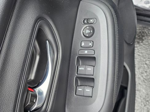 New 2026 Honda HR-V LX image 11