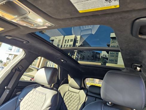 Certified 2025 Genesis GV70 3.5T Sport w/ Sport Advanced Package image 10