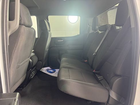 Used 2021 Chevrolet Silverado 1500 LT image 32