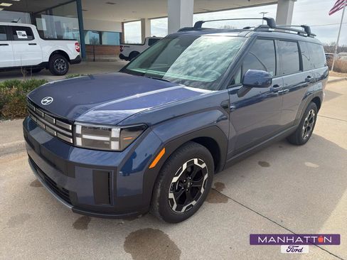 Used 2025 Hyundai Santa Fe SEL image 1