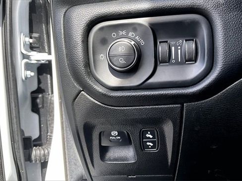 Used 2025 RAM 1500 Lone Star image 16