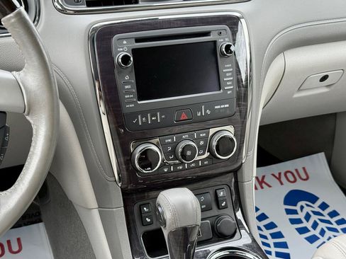 Used 2017 Buick Enclave Leather FWD image 28