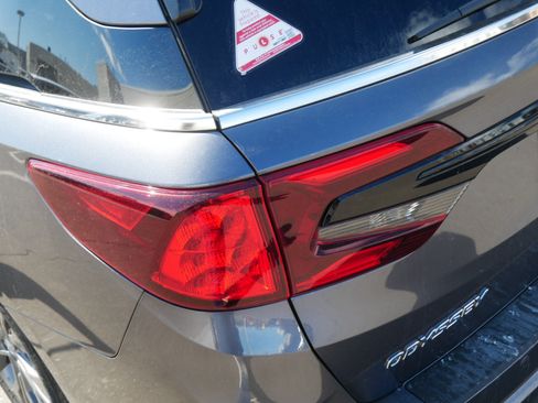 Certified 2026 Honda Odyssey Touring image 17