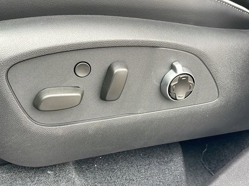 New 2026 Buick Enclave Avenir w/ Super Cruise Package image 12