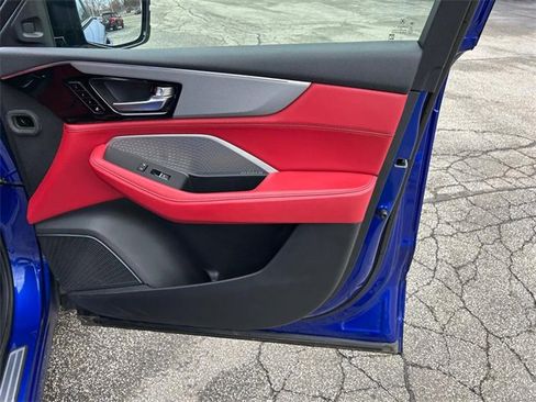 Used 2022 Acura MDX A-Spec image 29