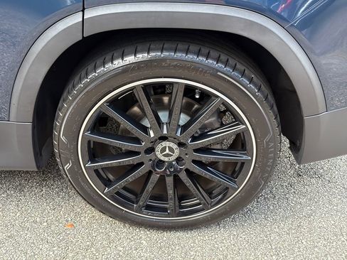 Used 2023 Mercedes-Benz GLB 250 w/ AMG Line image 19