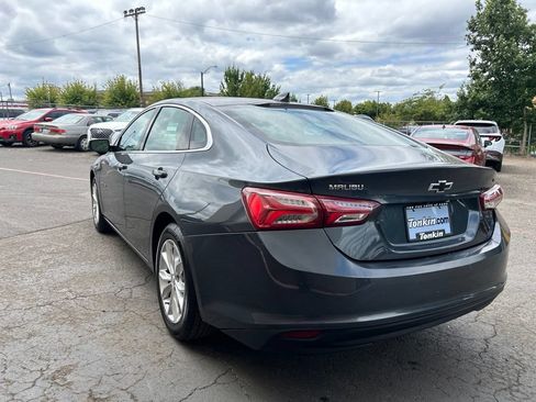 Used 2019 Chevrolet Malibu LT FWD image 4