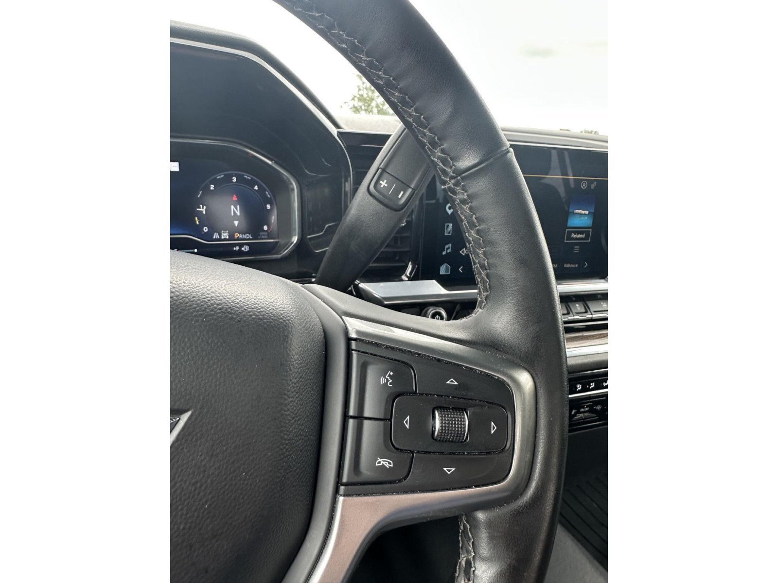 Used 2023 Chevrolet Silverado 1500 RST AWD/4WD image 26