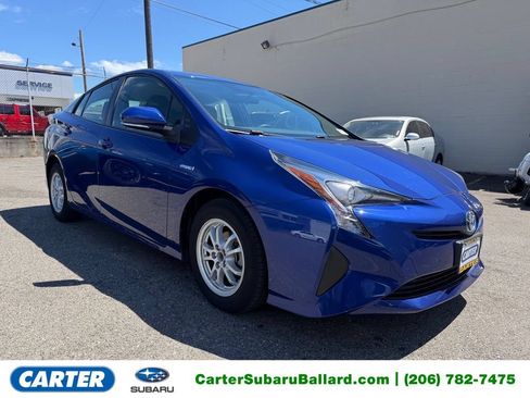 Used 2016 Toyota Prius Two FWD image 1