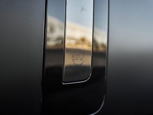 Used 2024 Land Rover Range Rover SV image 10