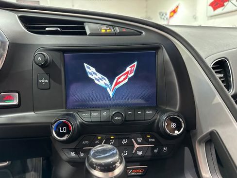 Used 2016 Chevrolet Corvette Z06 w/ 2LZ Preferred Equipment Group image 13