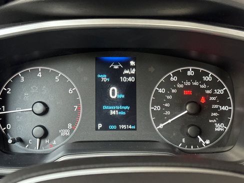 Used 2025 Toyota Corolla SE w/ SE Package FWD image 33